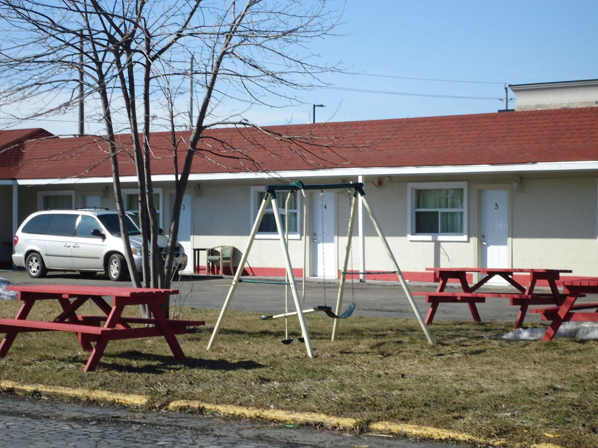 Star By Elevate Motel